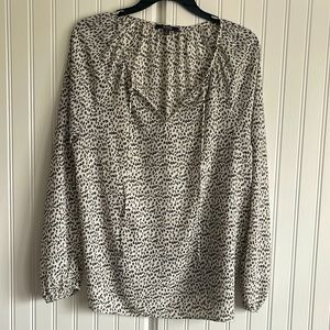 NYDJ Monochrome Dotted Blouse